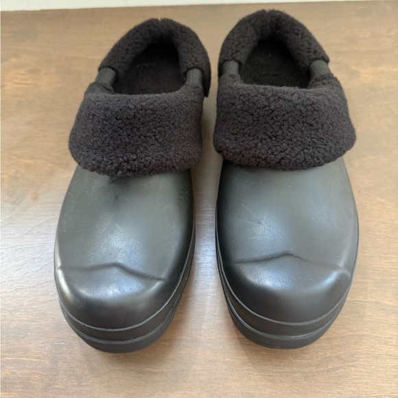 NWOB Hunter Play Sherpa Insulated Black Clog size 9 - Picture 2 of 6